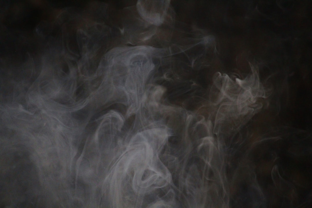 Cocktail im moody Licht